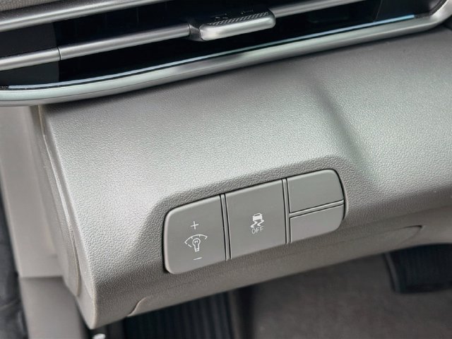 Certified 2024 Hyundai Elantra SEL FWD image 10