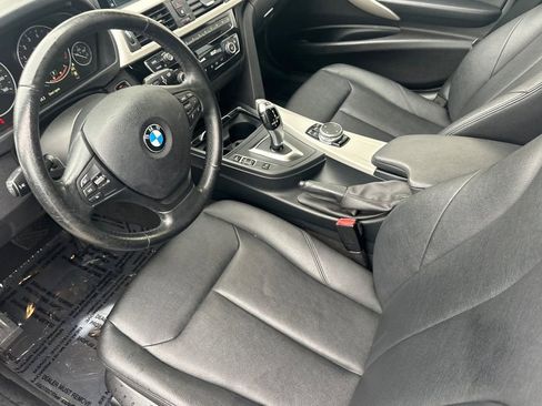 Used 2017 BMW 320i Sedan image 9