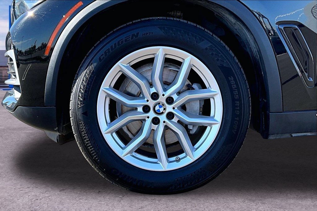 Used 2019 BMW X5 xDrive40i w/ Convenience Package AWD/4WD image 29