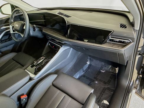 New 2025 Audi Q5 Premium Plus image 30