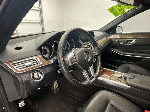 Used 2014 Mercedes-Benz E 350 4MATIC Sedan image 17