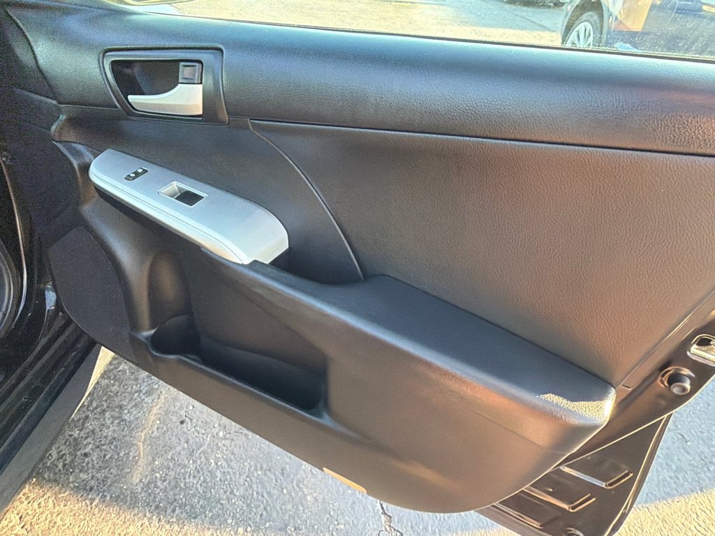 Used 2014 Toyota Camry SE FWD image 14