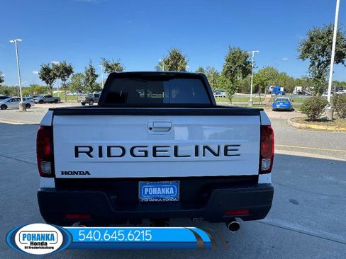 New 2026 Honda Ridgeline Black Edition image 4