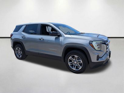 Used 2025 GMC Terrain Elevation