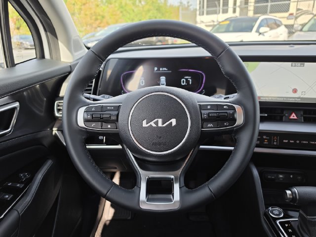 Used 2025 Kia Sportage EX FWD image 23