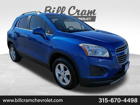 Used 2015 Chevrolet Trax LT w/ LT Plus Package AWD/4WD image 1