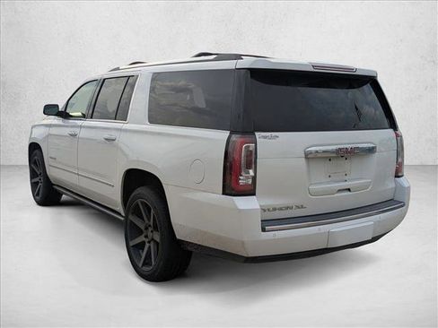 Used 2018 GMC Yukon XL Denali image 8