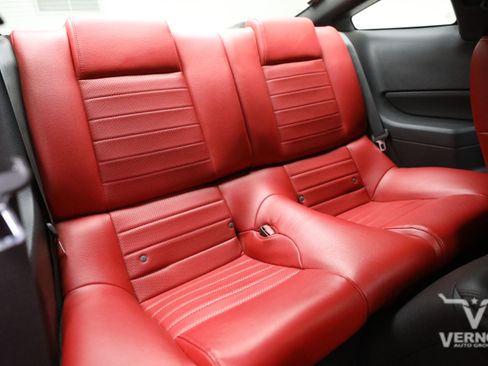 Used 2009 Ford Mustang GT RWD image 37
