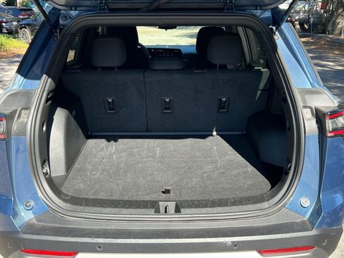 Used 2025 Chevrolet Equinox LT image 24