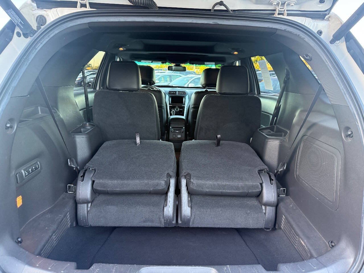 Used 2015 Ford Explorer Limited w/ Equipment Group 302A AWD/4WD image 21