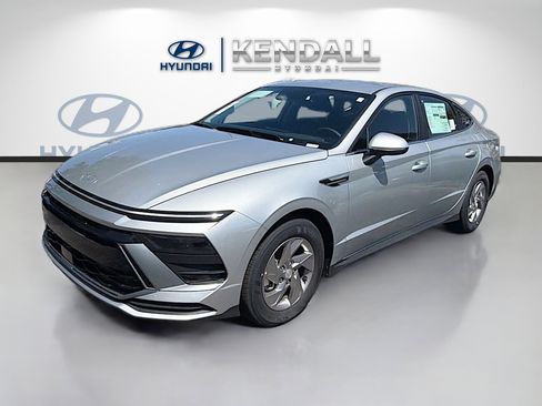 New 2026 Hyundai Sonata SE FWD image 3