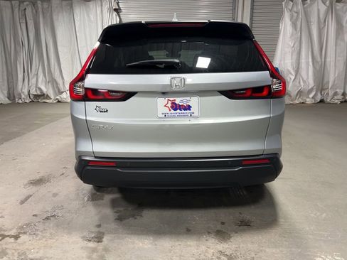 Used 2025 Honda CR-V EX-L image 6