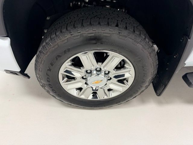Certified 2026 Chevrolet Silverado 3500 High Country w/ High Country Premium Package AWD/4WD image 17