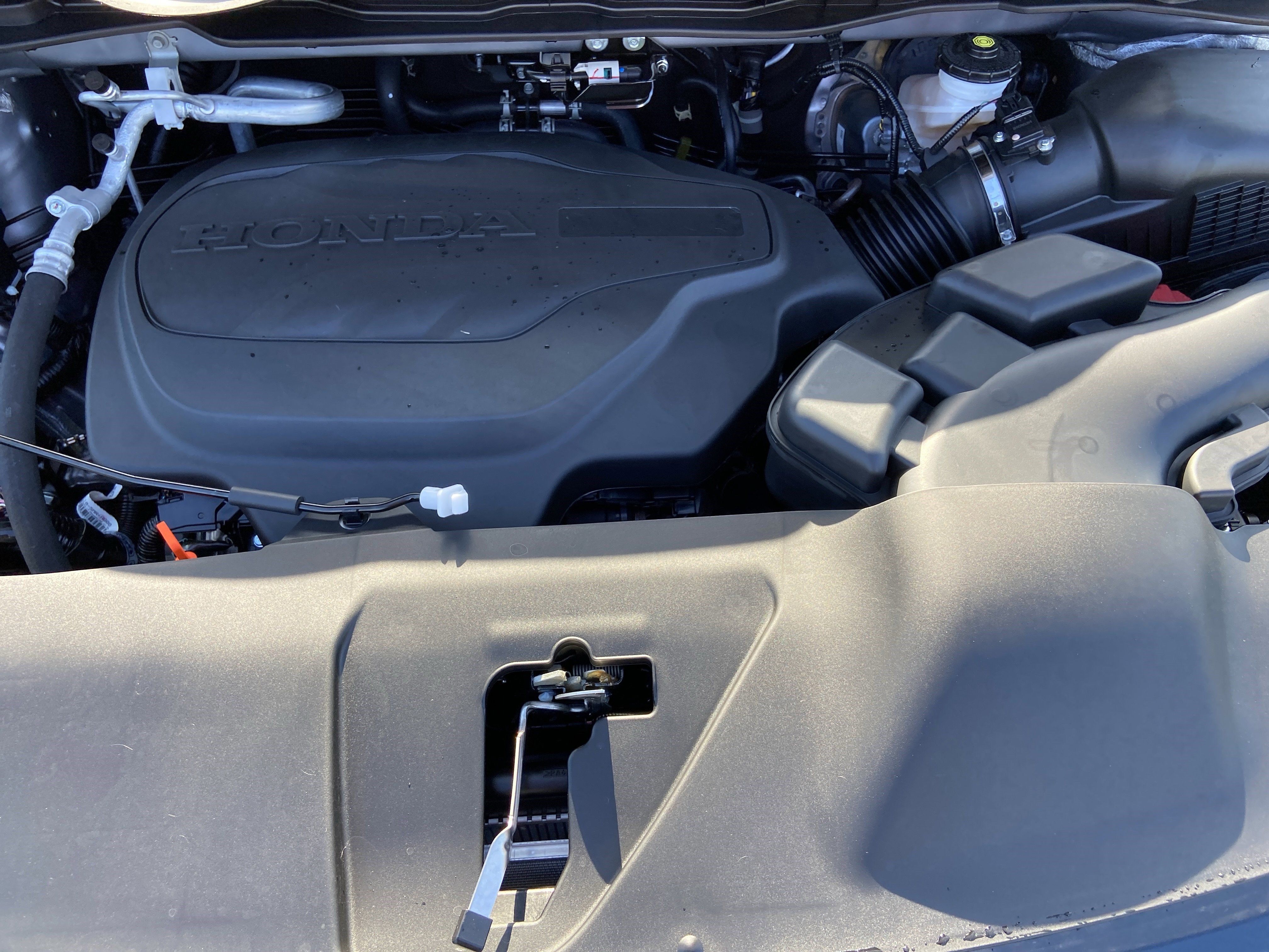 New 2026 Honda Odyssey Touring image 14