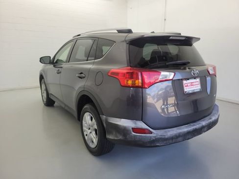 Used 2014 Toyota RAV4 LE FWD image 7