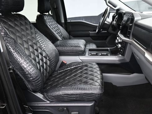 Used 2022 Ford F150 XLT w/ Equipment Group 302A High image 10