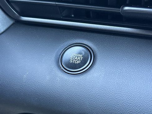 Used 2025 Hyundai Elantra Sport FWD image 20