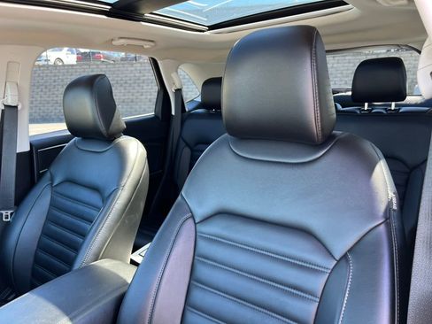 Used 2023 Ford Edge SEL w/ Convenience Package AWD/4WD image 11
