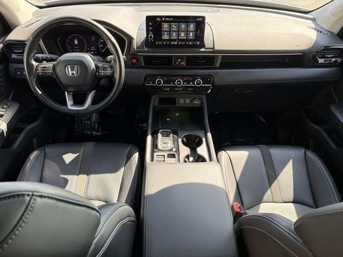 Used 2023 Honda Pilot EX-L image 18