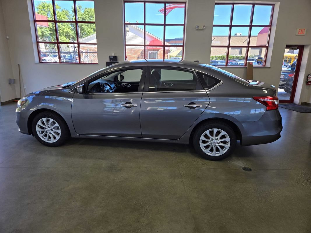 Used 2019 Nissan Sentra SV FWD image 4