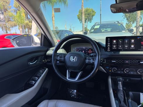 Used 2024 Honda Accord Touring image 22