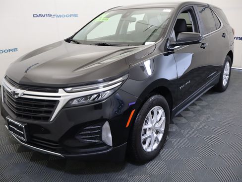 Used 2024 Chevrolet Equinox LT w/ LPO, Floor Liner Package FWD image 47