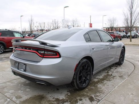Used 2016 Dodge Charger SXT image 7