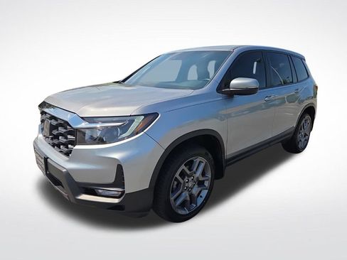 Used 2023 Honda Passport EX-L image 9