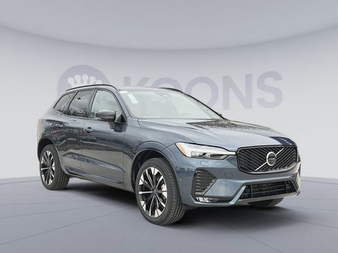 New 2026 Volvo XC60 B5 Plus w/ Climate Package AWD/4WD image 10