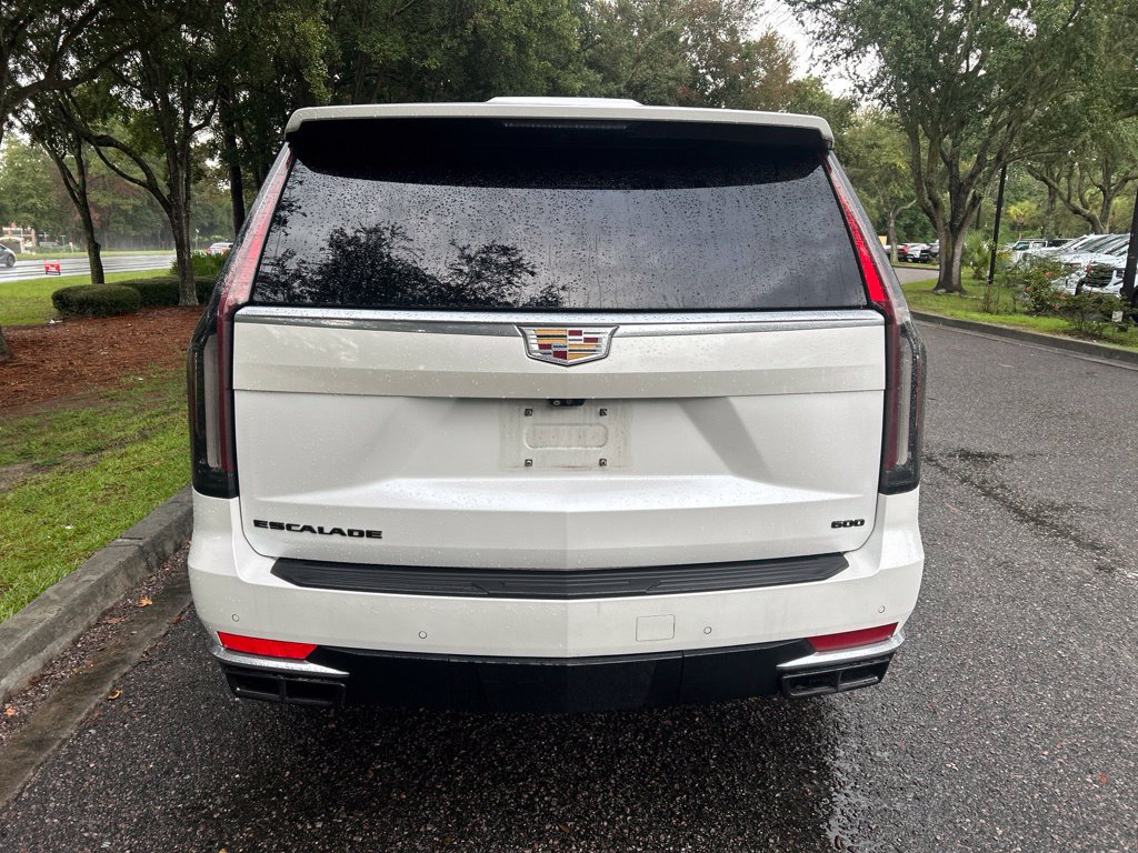 Used 2021 Cadillac Escalade Premium Luxury RWD image 7