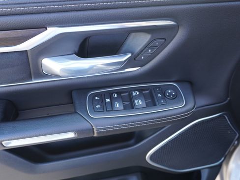 Used 2022 RAM 1500 Laramie image 10