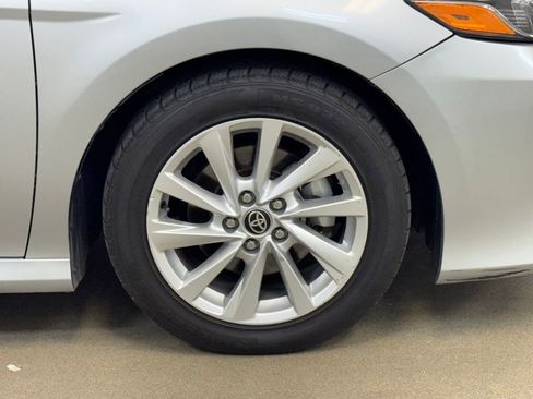Used 2023 Toyota Camry LE FWD image 4