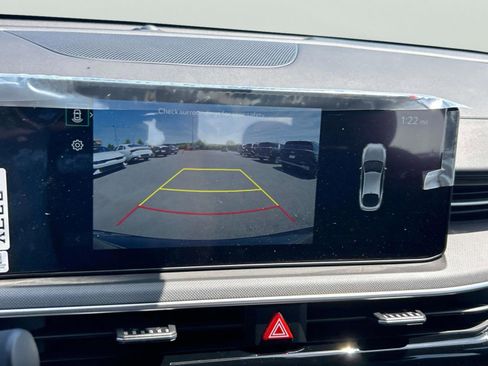 New 2026 Kia K5 LXS image 25