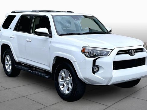 Certified 2024 Toyota 4Runner SR5 RWD image 3