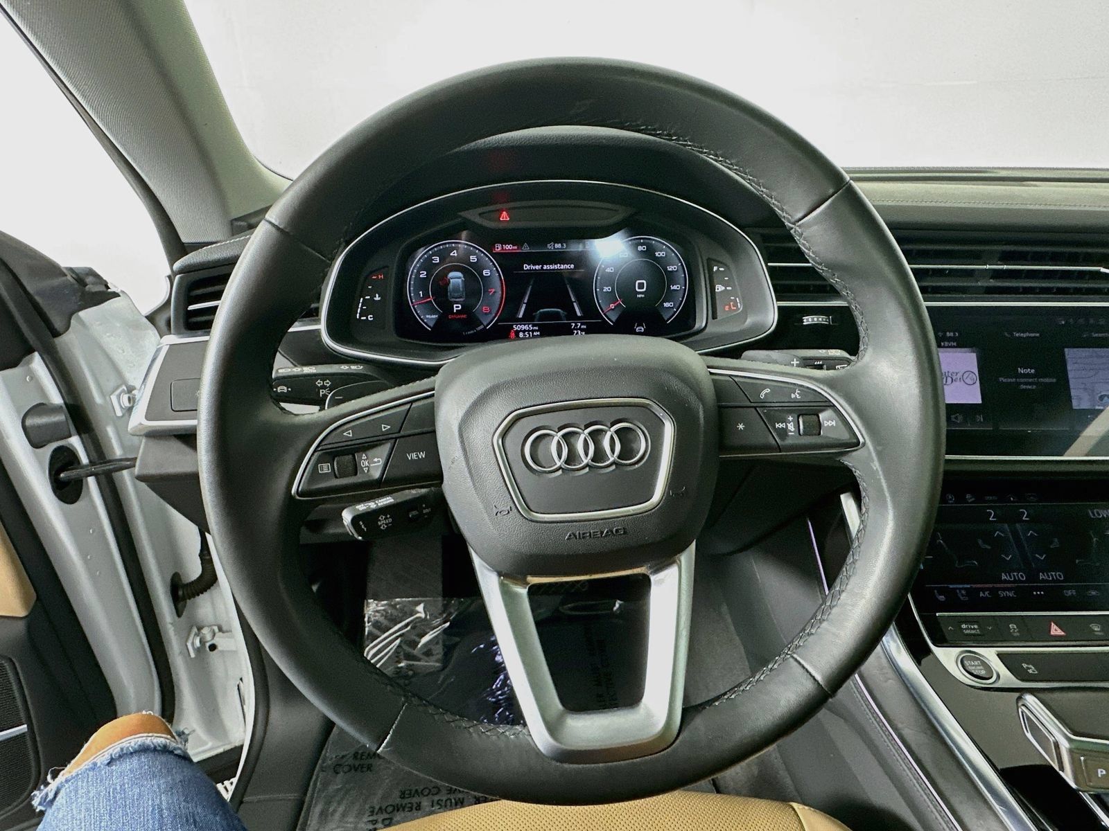 Used 2023 Audi Q8 Premium Plus w/ Premium Plus Package AWD/4WD image 11