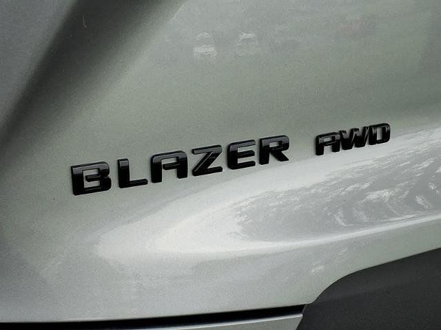 Used 2024 Chevrolet Blazer LT w/ LPO, Black Sport Package AWD/4WD image 29