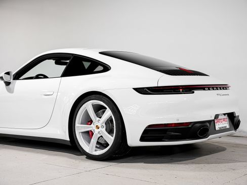 Used 2021 Porsche 911 Carrera S image 39