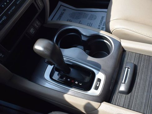 Used 2016 Honda Pilot EX-L image 27