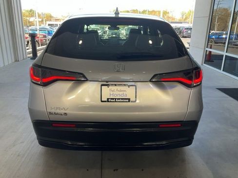 Certified 2025 Honda HR-V LX image 22