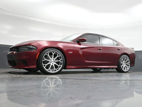 Used 2020 Dodge Charger Scat Pack RWD image 32