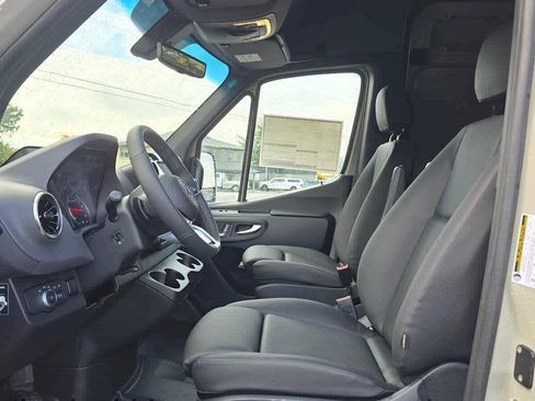 New 2026 Mercedes-Benz Sprinter 2500 image 23