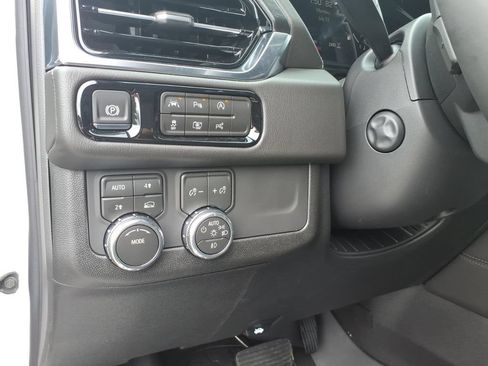 New 2026 GMC Yukon Denali w/ LPO, Floor Liner Package AWD/4WD image 18