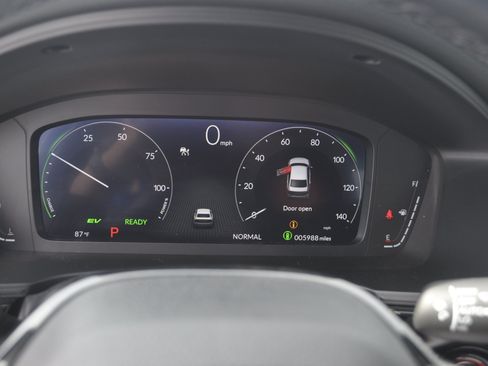 Certified 2025 Honda Civic Sport Touring image 22