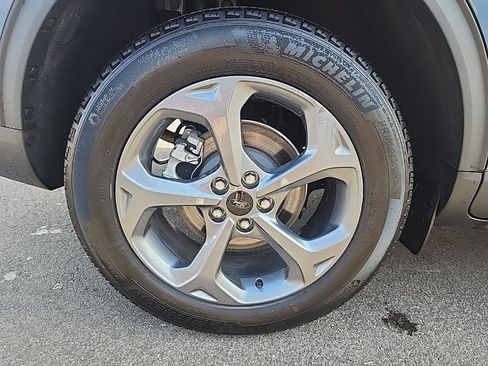 Used 2025 Ford Escape ST-Line Select image 11