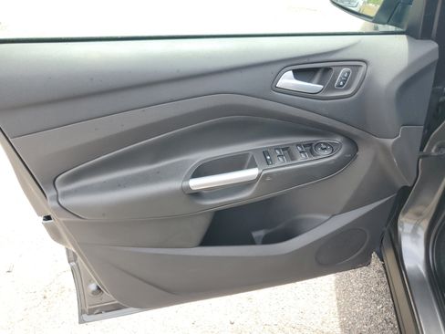 Used 2019 Ford Escape SEL AWD/4WD image 10