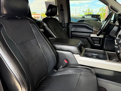 Used 2017 Ford F250 Lariat w/ Lariat Ultimate Package AWD/4WD image 35