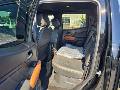 New 2026 GMC Canyon AT4 w/ AT4 Premium Package AWD/4WD image 21