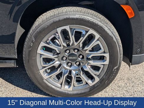 Used 2024 GMC Yukon Denali Ultimate image 11