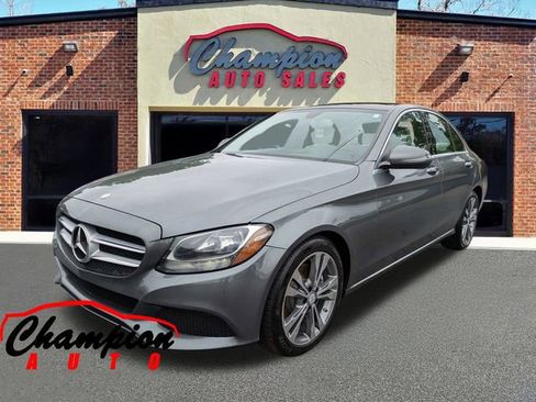 Used 2017 Mercedes-Benz C 300 Sedan w/ Premium 1 Package image 5