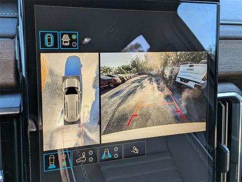 Used 2026 GMC Acadia Denali Ultimate image 23